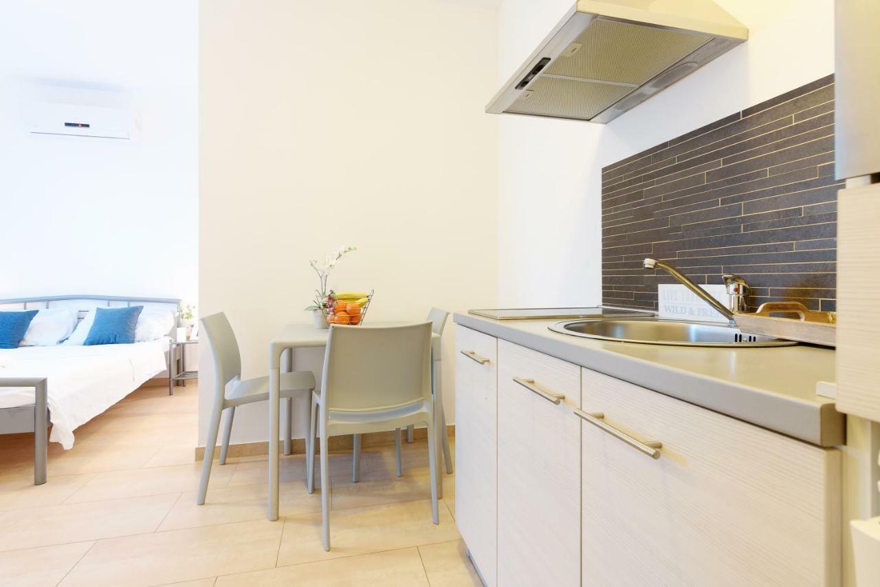 Very Special Apartments Pakostane Bagian luar foto