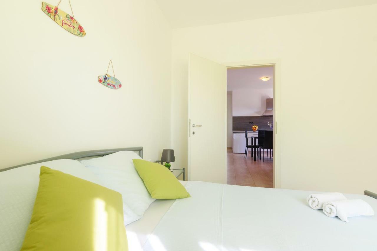 Very Special Apartments Pakostane Bagian luar foto